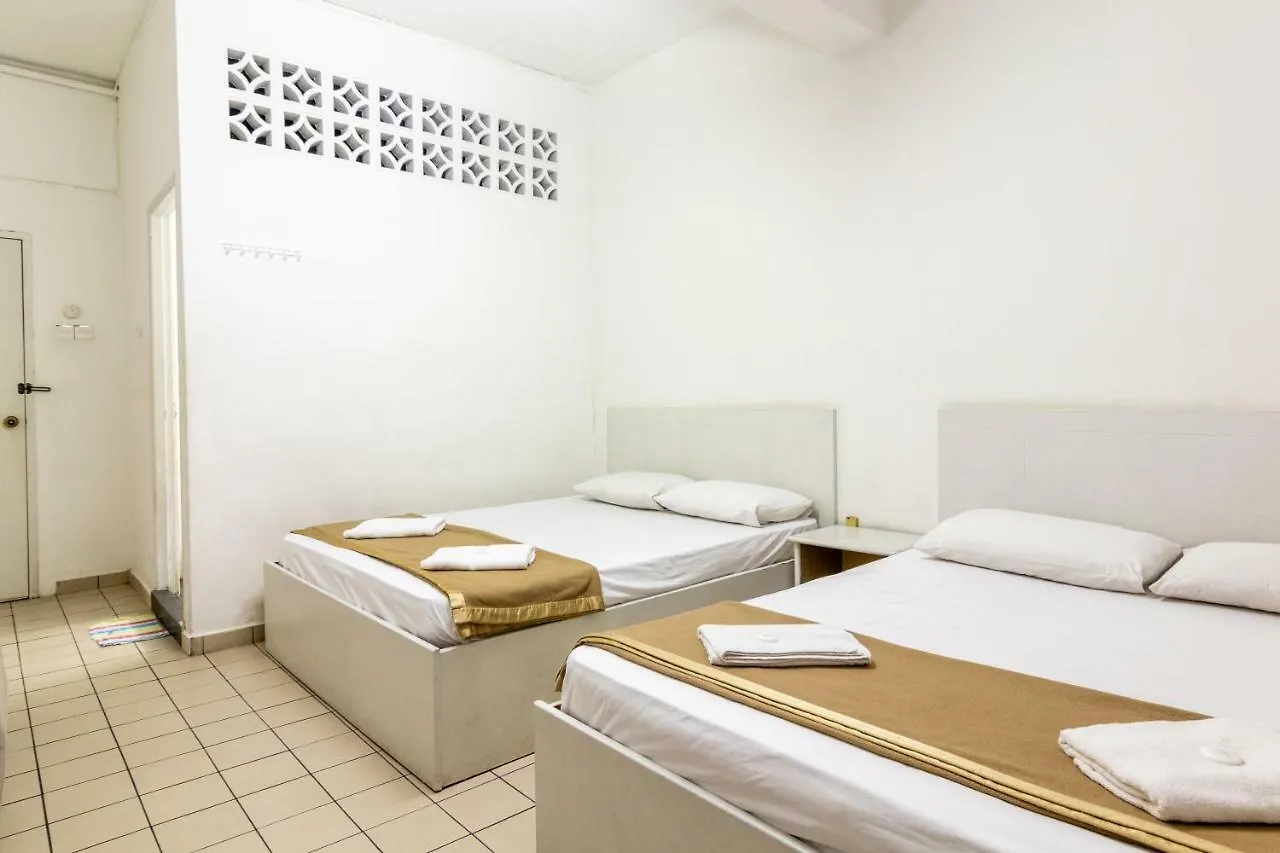 **  Dragon Hotel Malacca Ma­lay­sia